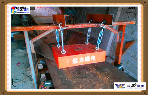 永磁除鐵器，云南懸掛式永磁除鐵器廠參數_內部磁塊安裝方法_云南懸掛式永磁除鐵器廠型號價格 